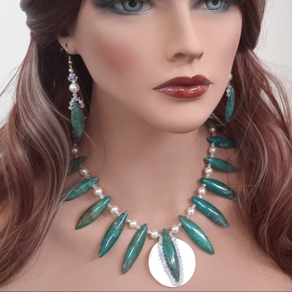 NWT Genuine Turquoise Necklace Set - Picture 5 of 12